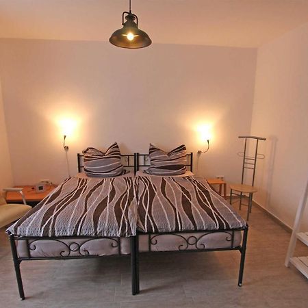 Ferienwohnungen Wredenhagen See 10860 Екстериор снимка
