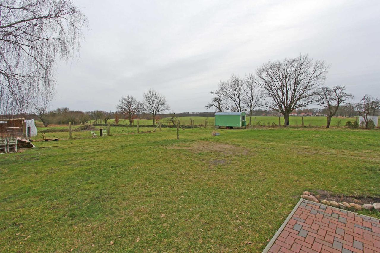 Ferienwohnungen Wredenhagen See 10860 Екстериор снимка